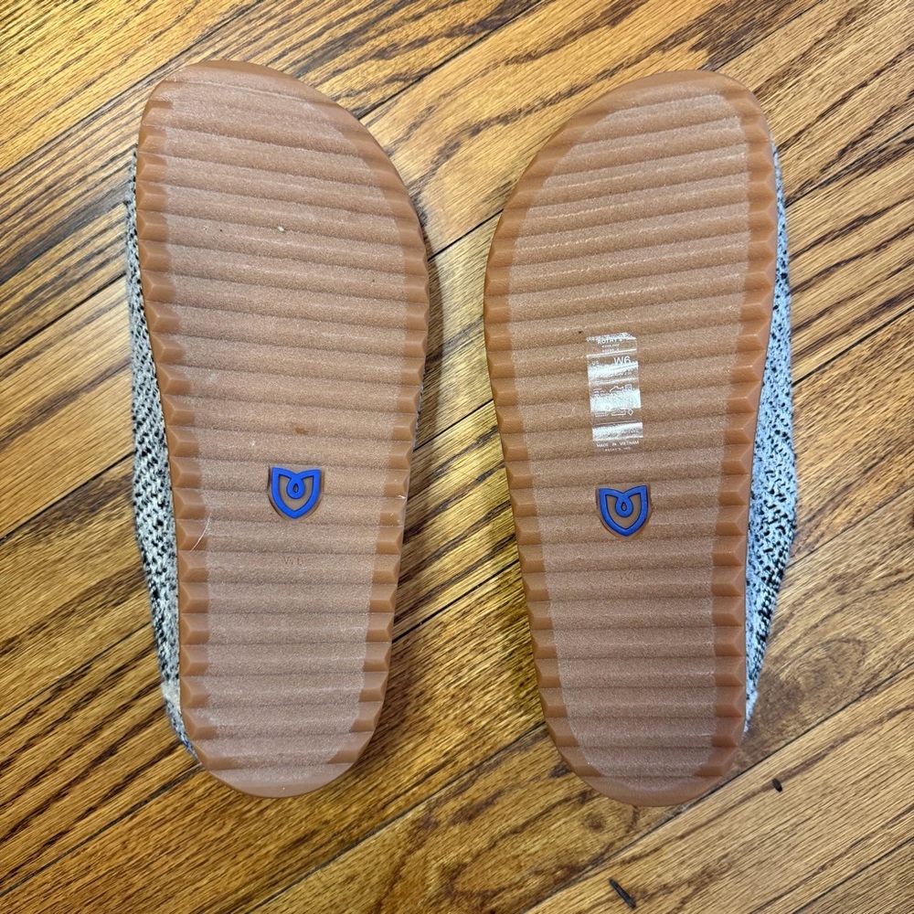 Women’s Rothy’s The Cozy Clog, size: 6 - Picture 4 of 5